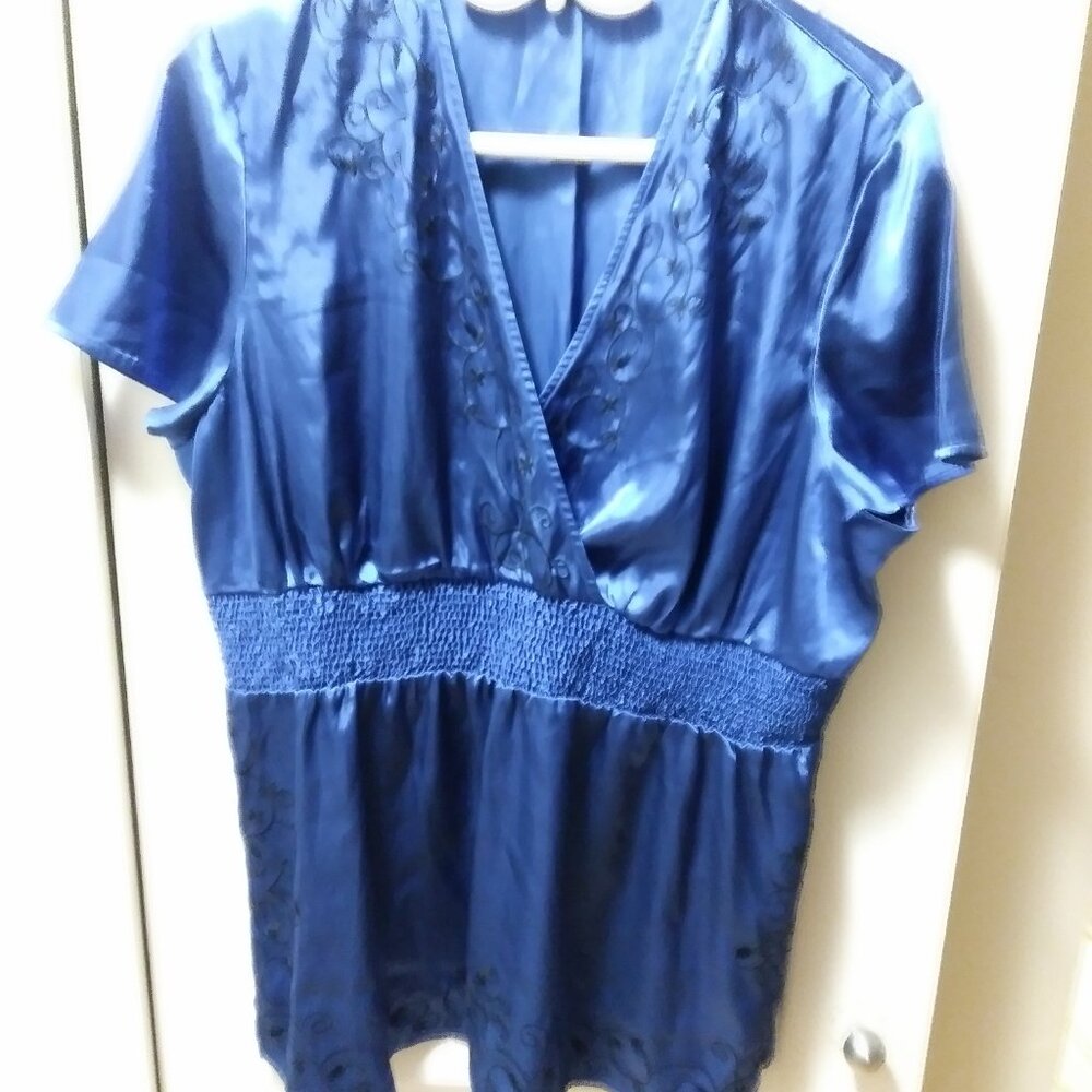 blouse